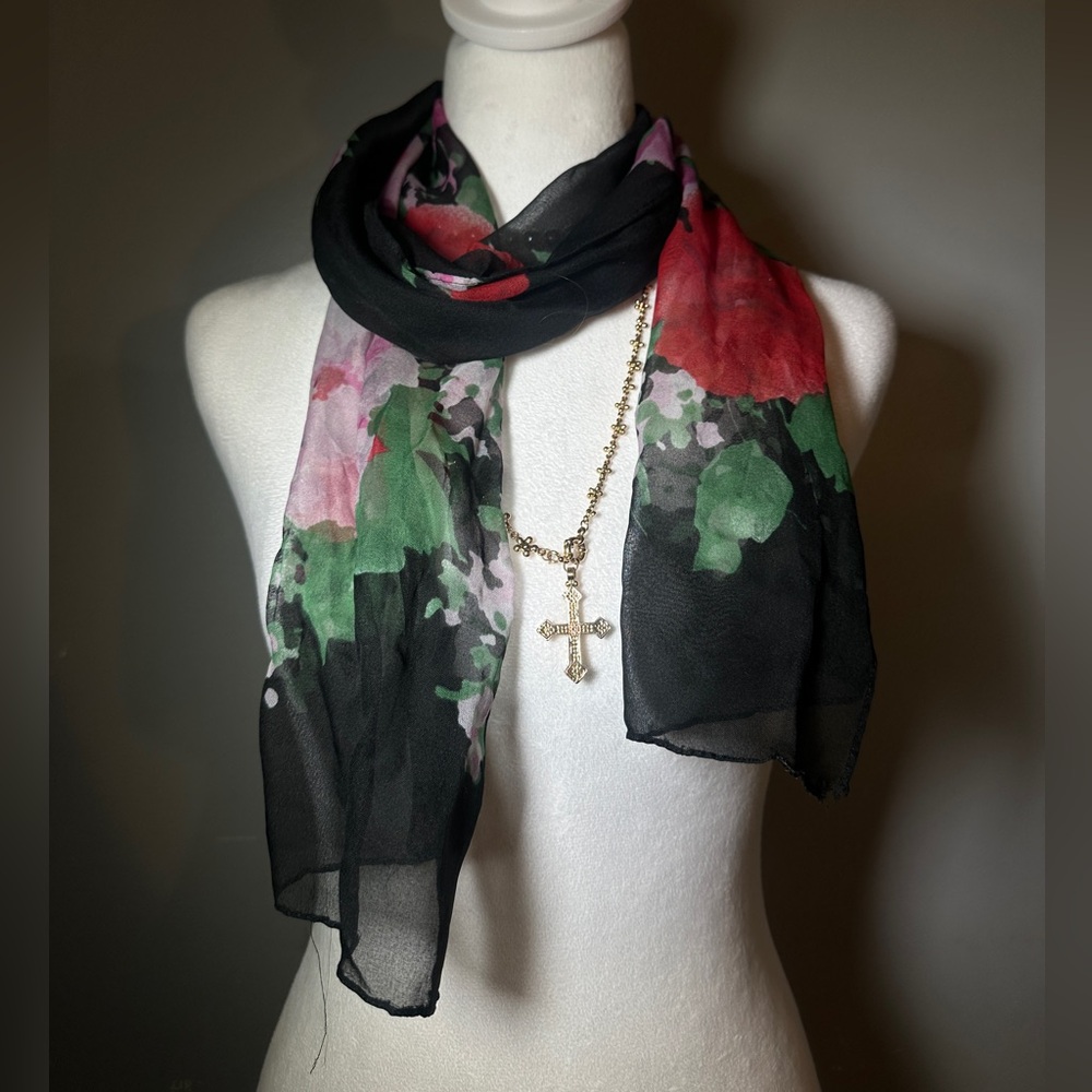 Floral Black and Red Women's Scarf